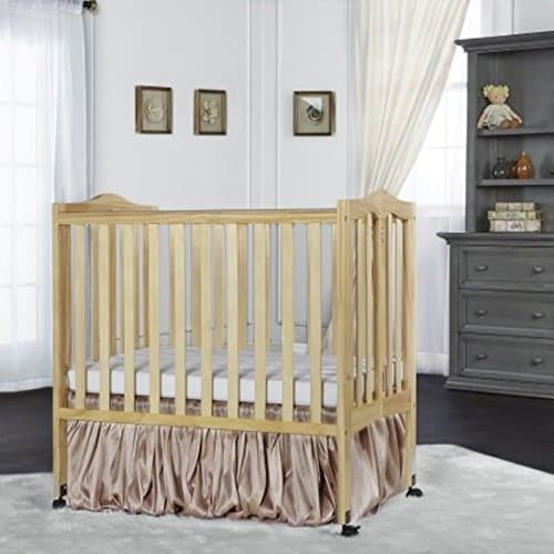 Natural Solid Pine Locking Wheels Folding Crib