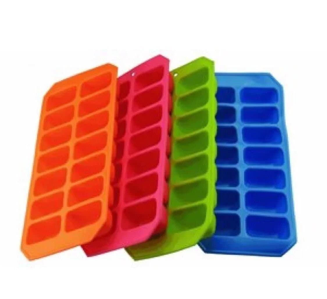 4 Pack Big Mega Value Pack Splash Soft Silicone Ice Cube Tray Ice Cream Compartments Container High Quality Strong Flexible BPA Free Multi Coloured Assorted