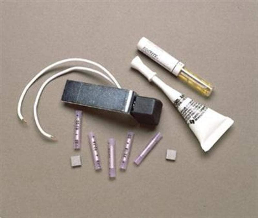 (R8906 Tachometer Sensor Kit