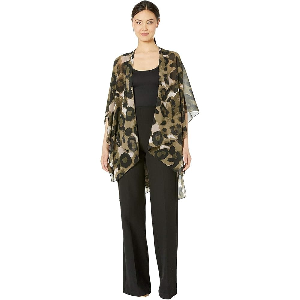 Oversized Leopard Topper