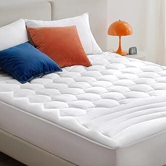 King Mattress Pad - Quilted Fitted Mattress Topper Protector with 8-21 Inches Deep Pocket, Noiseless Breathable Bed Cover Padded, Machine Washable, White, 78x80 Inches