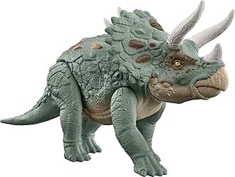 Jurassic World Gigantic Trackers Triceratops Dinosaur Action Figure, Large Species Toy, Headbutt Attack, Evolved Horn Feature, Digital Play, HTK79