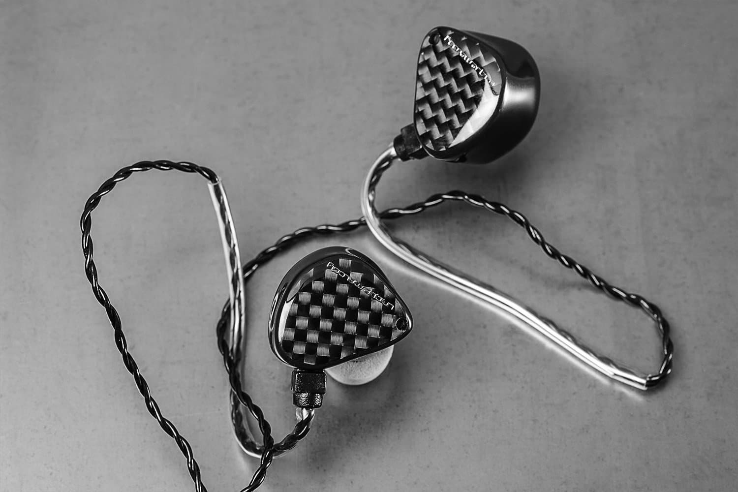 UM Maestro 12-Driver Universal