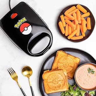 Uncanny Brands Pokémon Pokéball Single Cheese Sandwich Maker - Pokémon Kitchen Appliance