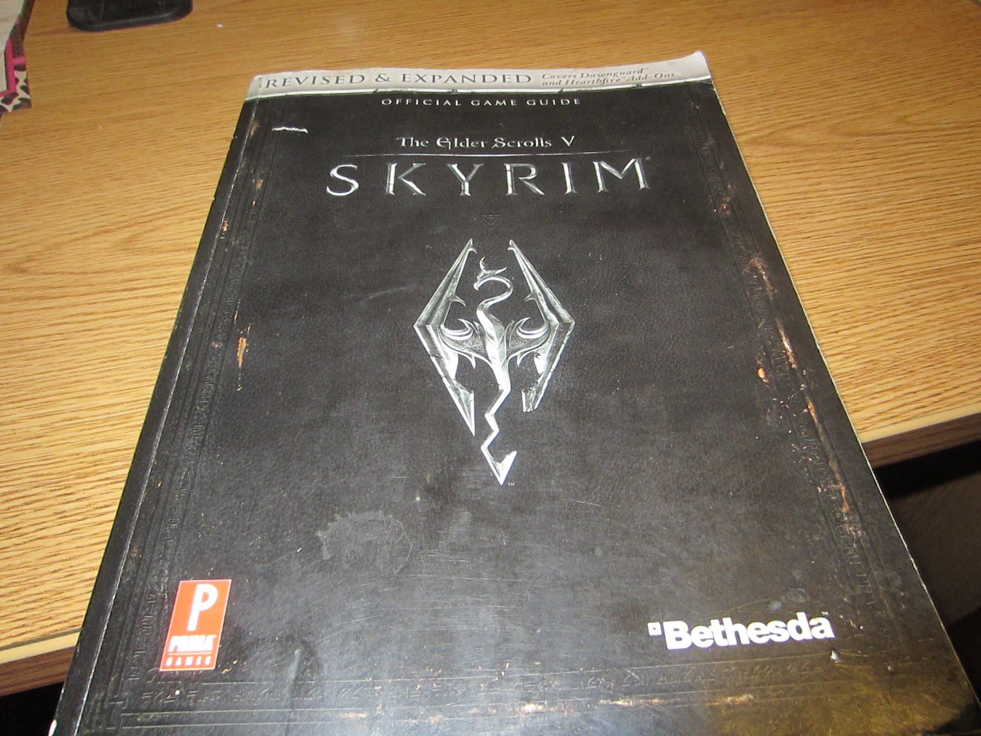 Elder Scrolls V: Skyrim: Prima Official Game Guide Paperback – Large Print, September 20, 2012
